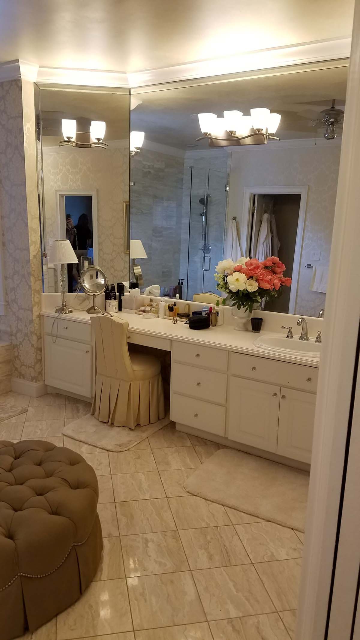 Greenville - Chandelier Bath_Before 1.jpg